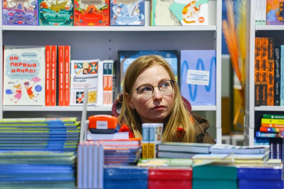 В библиотеки Херсонщины передадут шесть тысяч новых книг