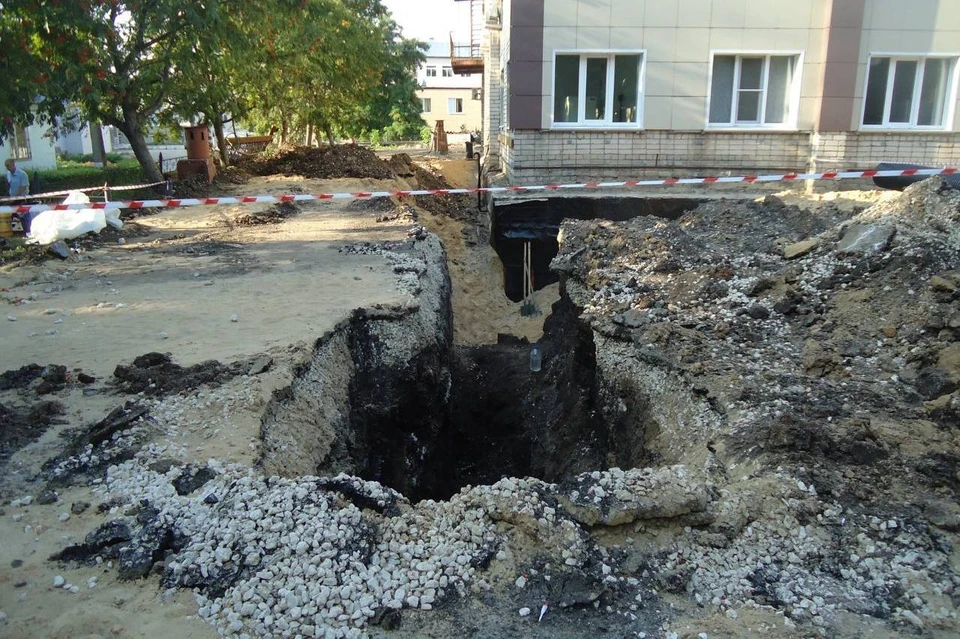 Следственный комитет возбудил дело после гибели каменщика в траншее в ...