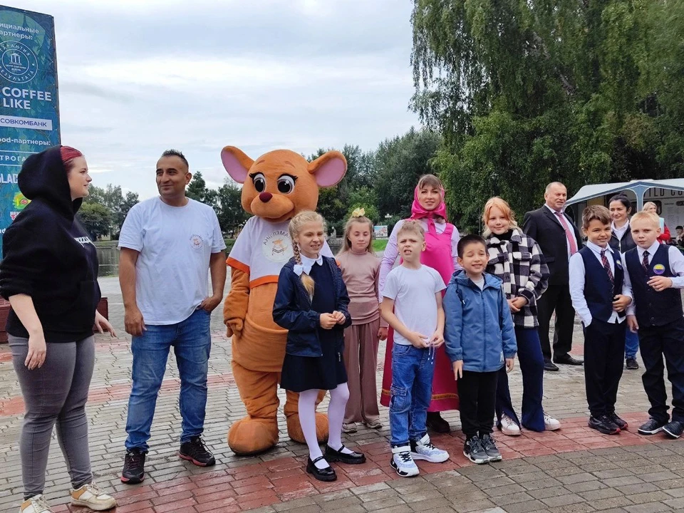 На Белом озере проходит праздник для всей семьи. Фото: Дмитрий Еланаков/ АиФ-Томск