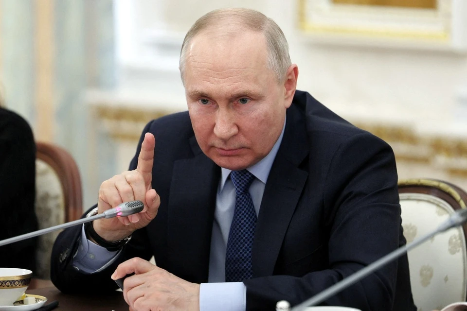 Путин заявил, что Россия - непобедимая страна
