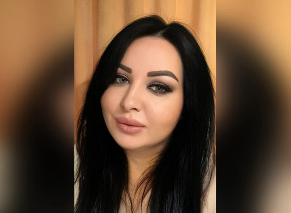 С собой у пропавшей была черная кожаная дамская сумка. Фото из личного архива пропавшей