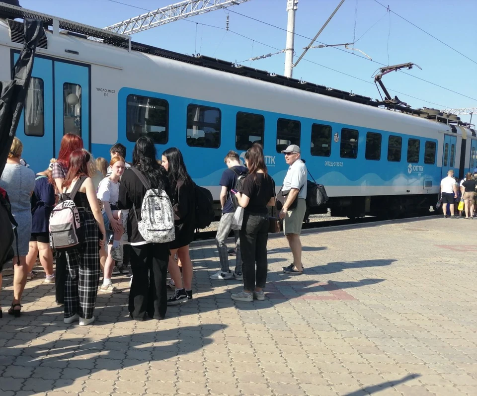 В Крыму электрички - популярный вид общественного транспорта.
