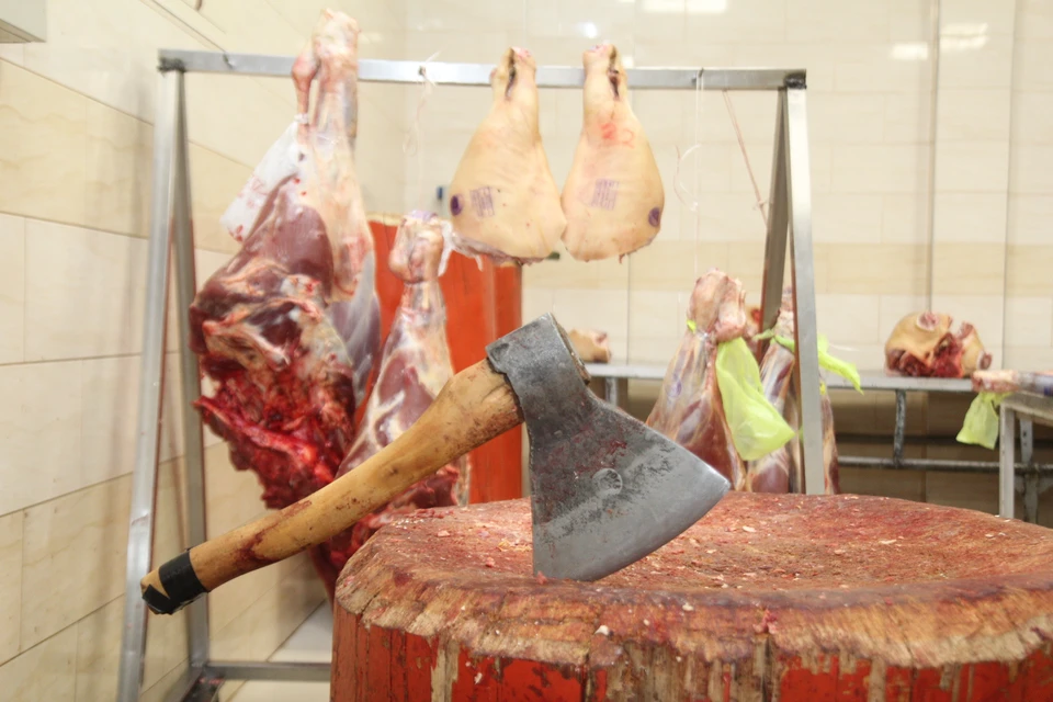 В мясном магазине обнаружили генетический материал африканской чумы свиней.