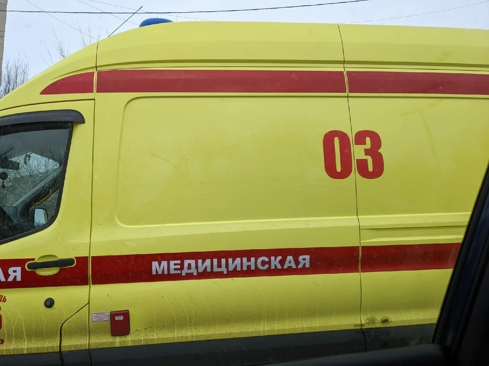 В Югре подросток получил травму, когда на большой скорости съехал с дороги в реку на велосипеде. Фото: архив КП