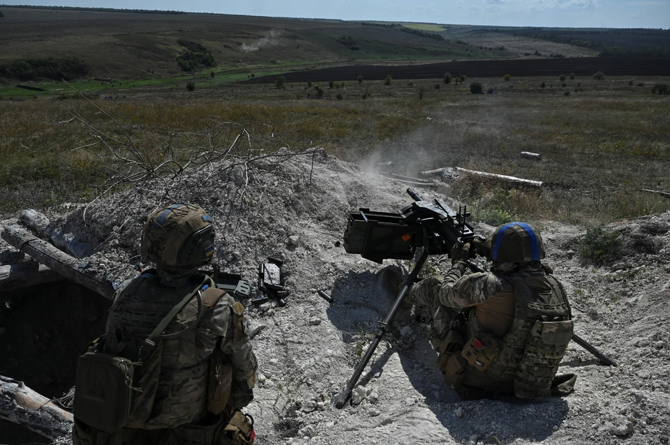 Украинские войска обстреляли поселок Теткино и село Попово-Лежачи Глушковского района Курской области.