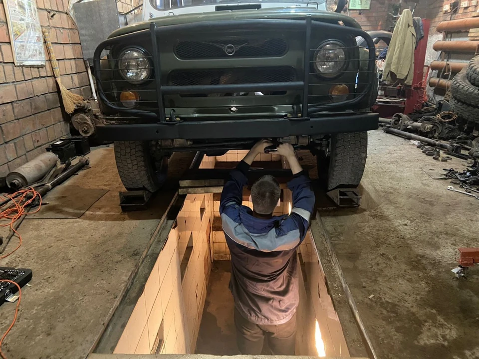 В Железногорске-Илимском студенты ремонтируют автомобили для участников СВО