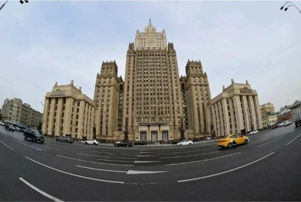 МИД РФ: Евросоюз пытается сделать невозможным въезд граждан России