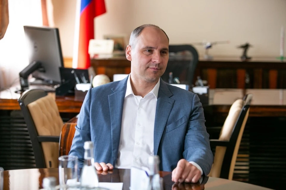 Губернатор отметил, что повышение благосостояния граждан – это один из главных факторов роста уровня жизни в нашей области. Фото: соцсети Дениса Паслера