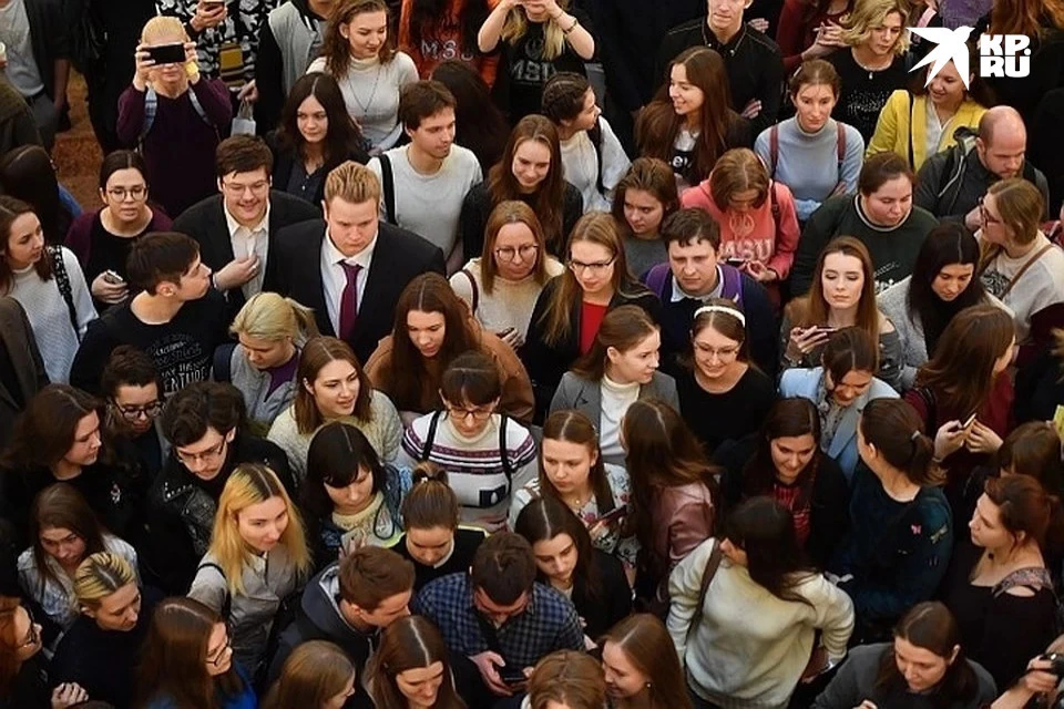 Претендовать на грант могут граждане РФ в возрасте от 14 до 35 лет включительно.