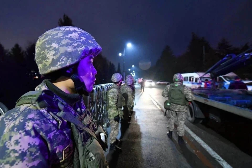 Минобороны: в лагере миротворцев РФ в Карабахе остаются 1340 мирных жителей