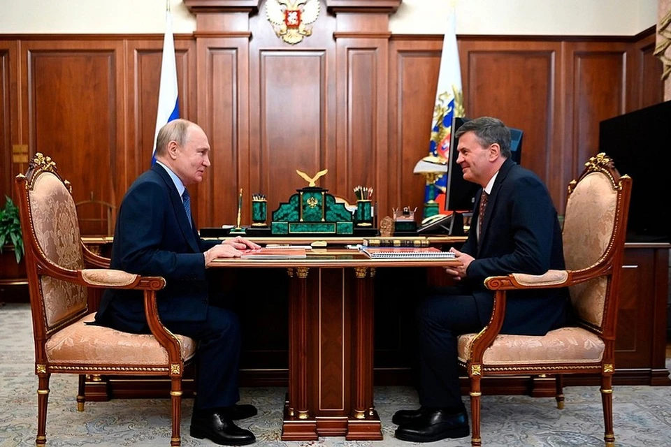 Путин поддержал инициативу ректора РАНХиГС о возрождении Царскосельского лицея.