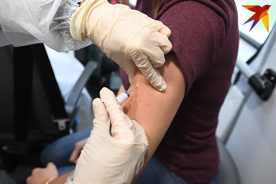 В Мурманской области началась вакцинация против гриппа.