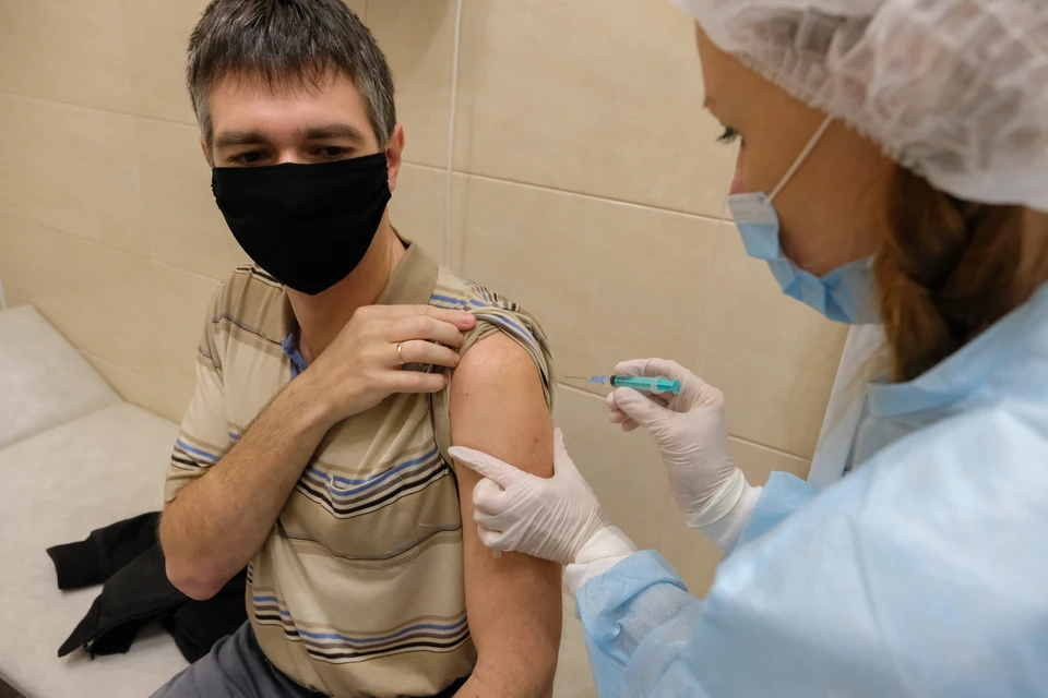 В Петербурге на треть выполнили план по вакцинации от гриппа.