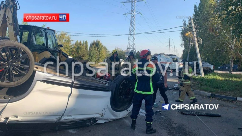 ДТП в Энгельсе (Фото: ЧП Саратов)