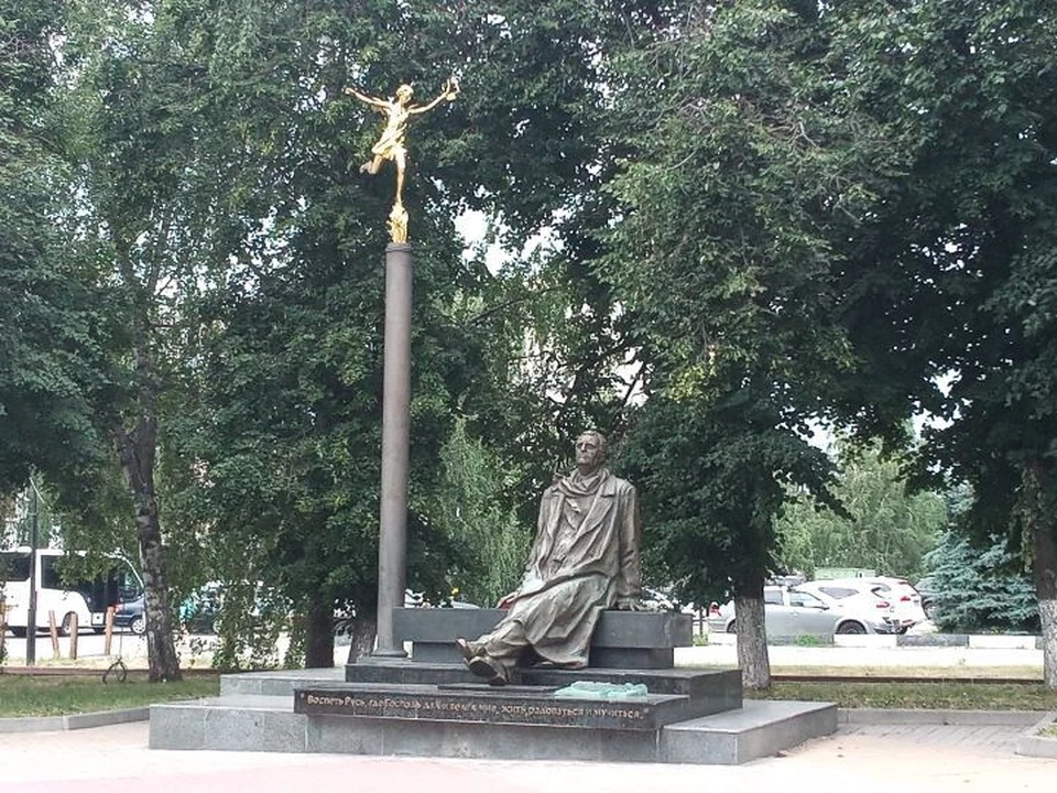 Памятник композитору Георгию Свиридову