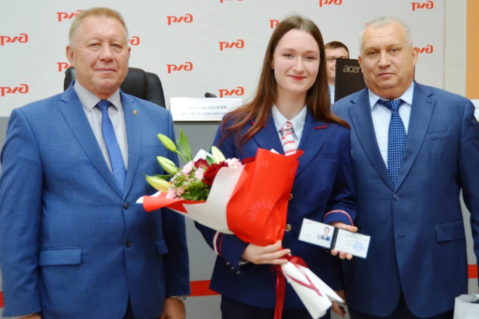 Девушка выпустилась из филиала СамГУПСа с красным дипломом. Фото: ГЖД