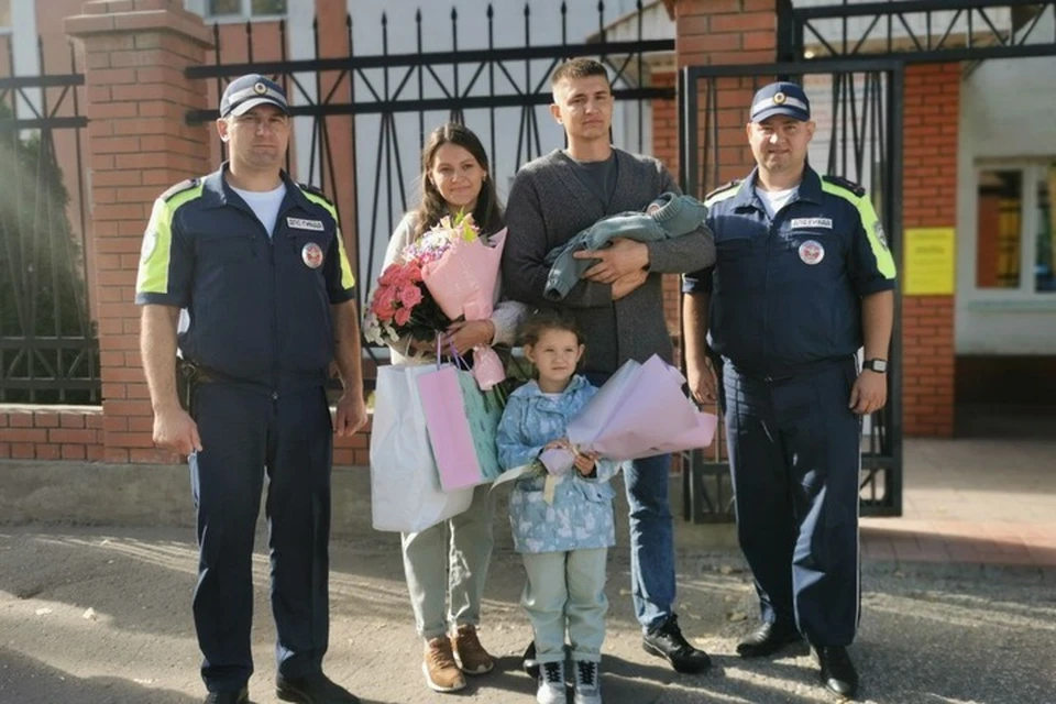 В Самаре у женщины начались схватки в автомобиле, который застрял в пробке.
