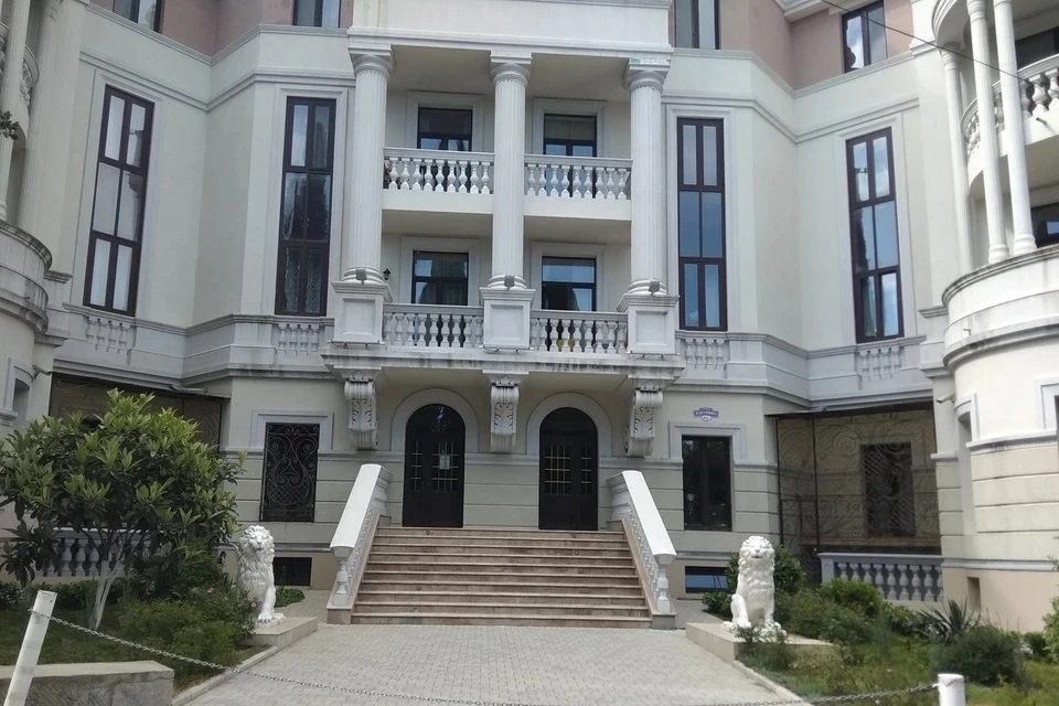 Национализированную квартиру Зеленского выставили на торги за 24,6 млн рублей