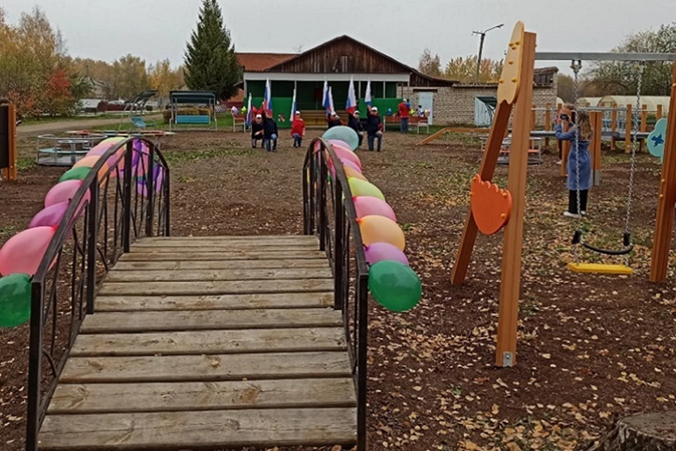 В доме-интернате «Солнечный» появилась новая детская площадка. Фото: Компрос / Telegram