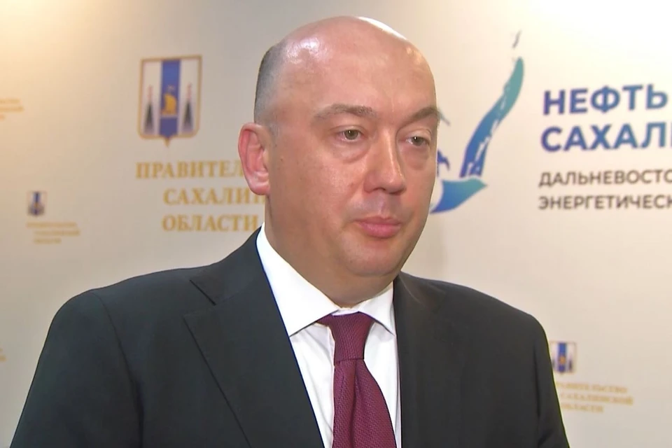 Иcполняющий обязанности министра энергетики Виктор Гармидер. Скан видео: правительство Сахалинской области