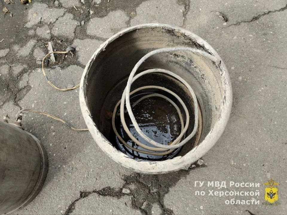 У подозреваемой изъяли самогонный аппарат ФОТО: ГУ МВД Херсонской области