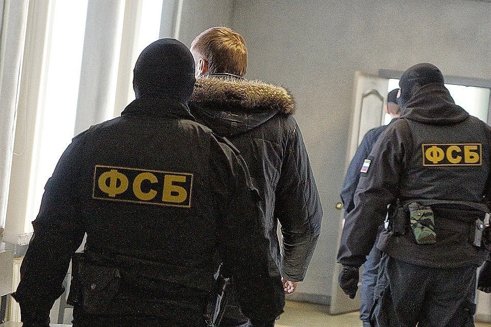ФСБ задержала жителя Крыма, размещавшего по заданию СБУ тайники с боеприпасами
