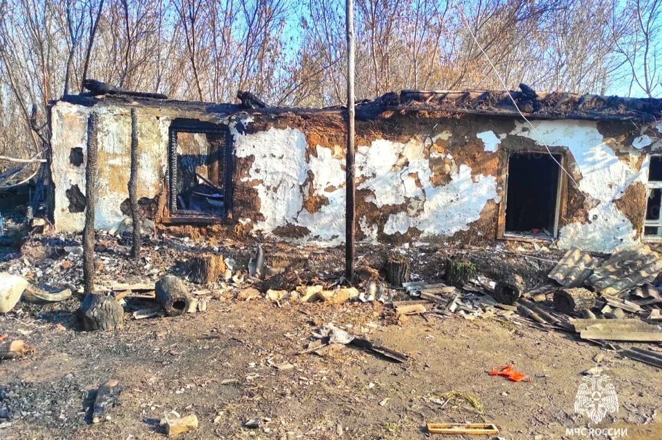 Такие ЧП случаются из-за неисправных отопительных приборов и из-за эксплуатации большого количества нагревательных устройств
