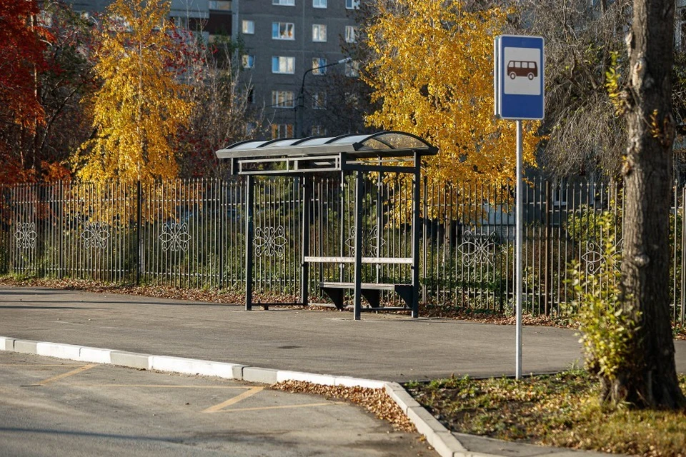 Новые навесы устанавливают во всех районах Екатеринбурга. Фото: администрация города