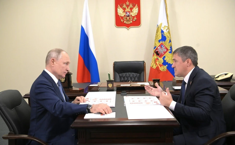Кульминацией визита Владимира Путина в Пермь стала встреча с губернатором. Фото: Дмитрий Махонин/ВКонтакте
