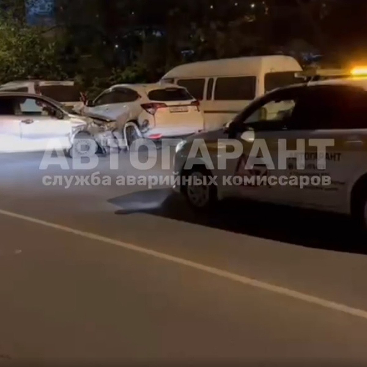 Дорожное месиво: в сети появилось видео массовой аварии во Владивостоке -  KP.RU