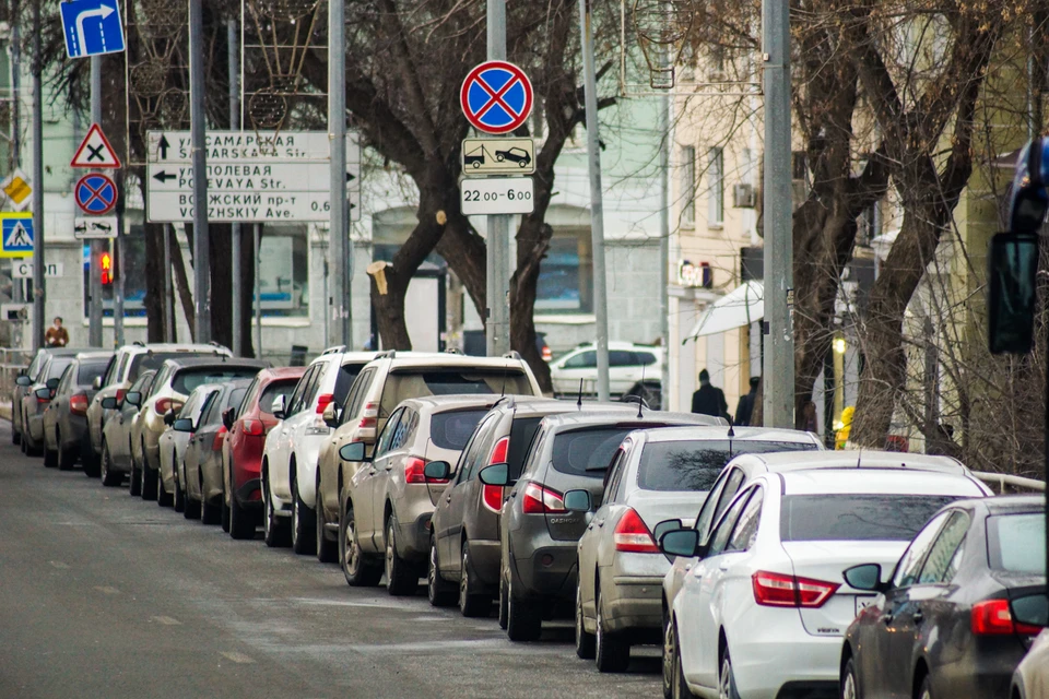 На проблемном перекресте в Самаре запретили парковку