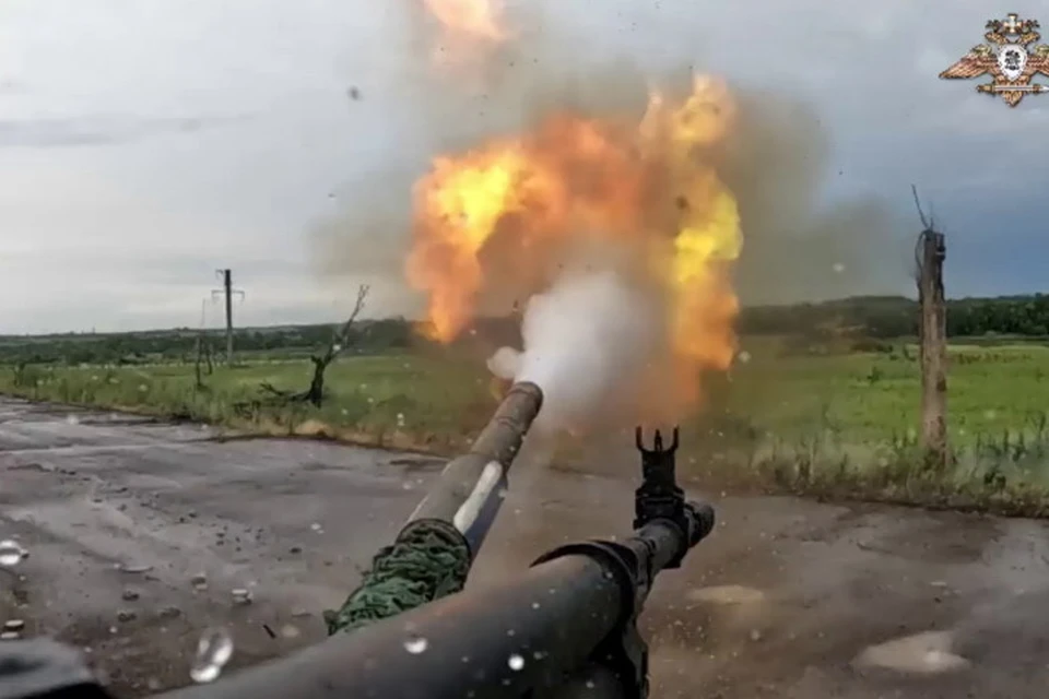 Подразделения российской армии наносят огневое поражение ВСУ по всей линии боевого соприкосновения. Фото: НМ ДНР
