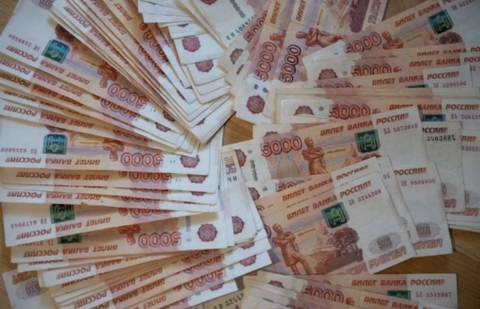 Недостроенный торговый центр был выставлен на продажу в Смоленске.