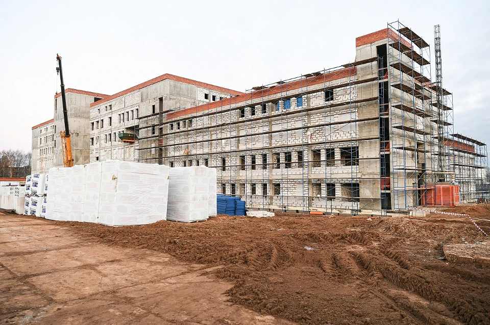 Для Бежецкой ЦРБ строят новое здание.