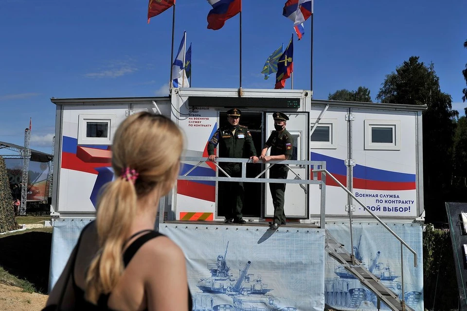 Военком Новосибирской области рассказал, могут ли женщины отправиться на СВО.