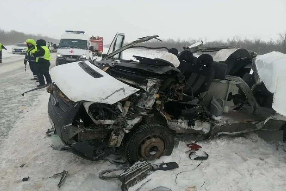 Авария на заснеженной трассе унесла жизни девяти человек, в том числе маленькой девочки