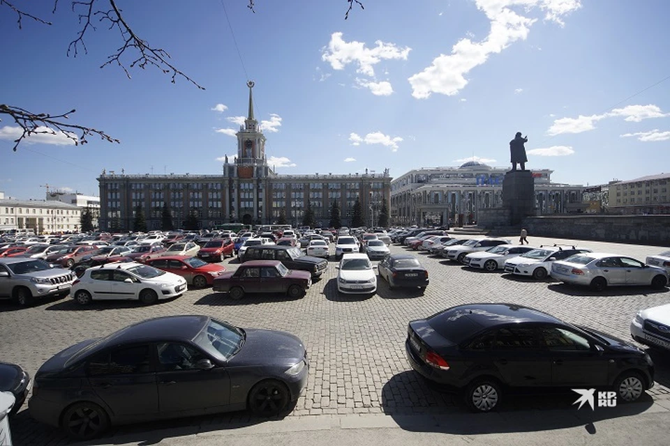 В центре Екатеринбурга для горожан будут работать павильоны с различной продукцией