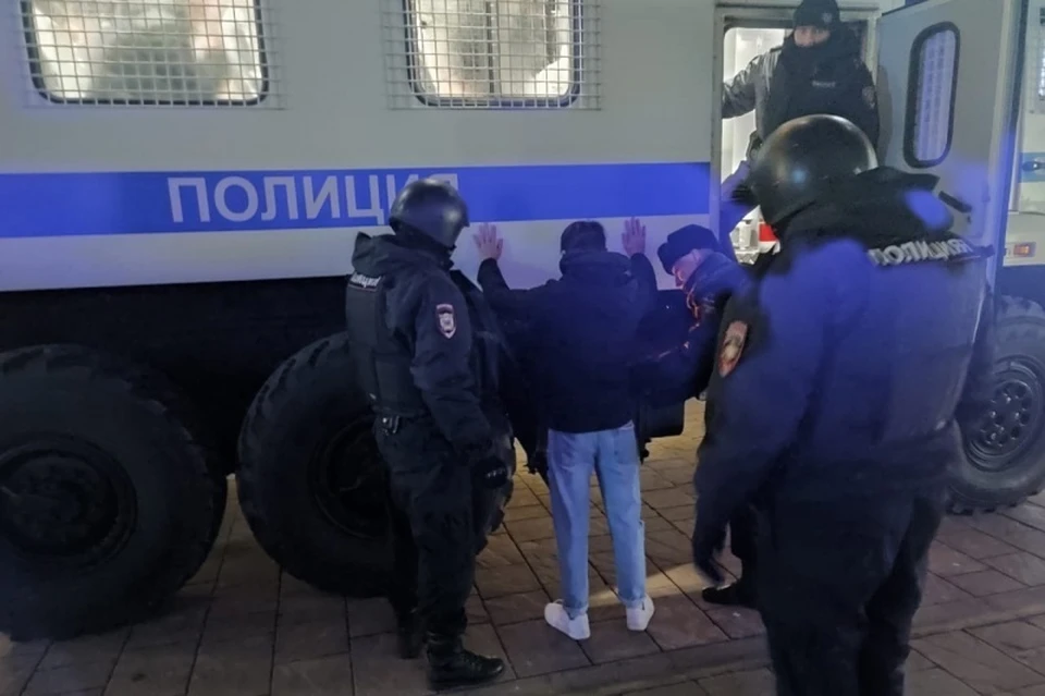 Более 70 человек задержала полиция на улицах Рязани в ночь на 12 ноября.