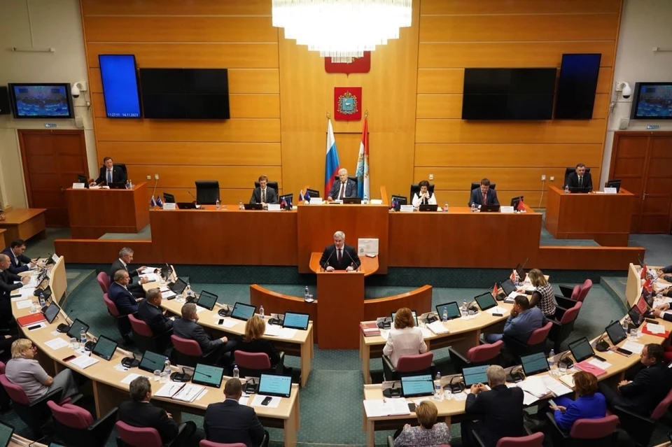 Областной бюджет на 2024 год стал основной темой обсуждения на пленарном заседании. / Фото: пресс-служба Правительства Самарской области.