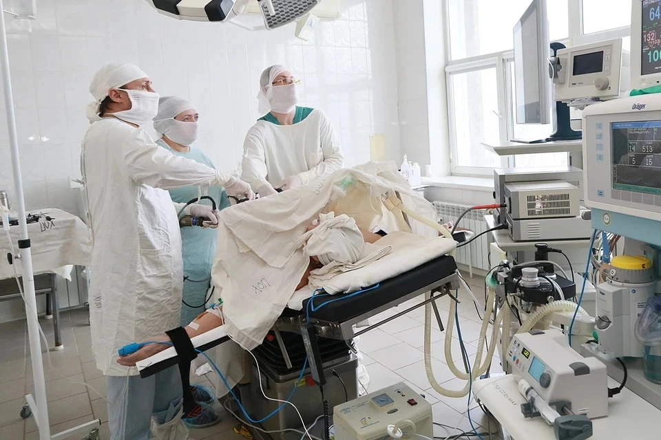 Подмосковные хирурги удалили пациенту опухоль мозга размером с мяч