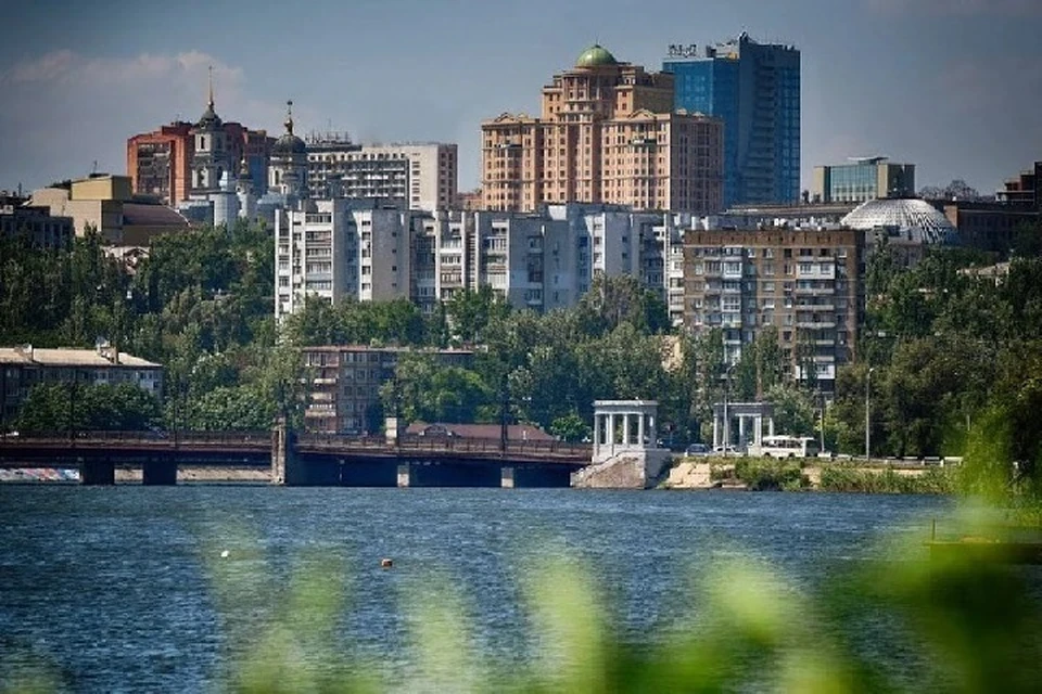 Первым водным объектом, расчищенным за счет средств федерального бюджета, стала река Кальмиус в Донецке. Фото: ТГ/Пушилин