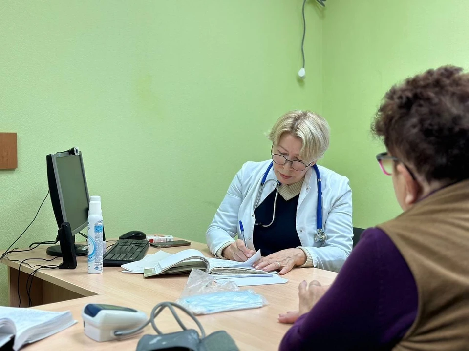 В луганской больнице на прием попали 17 пациентов. Фото - телеграм-канал минздрава ЛНР