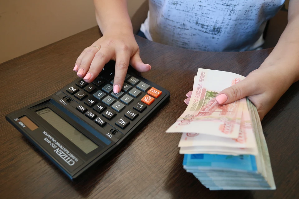 Каждый пятый работник в Алтайском крае получает меньше 20 тысяч рублей в месяц