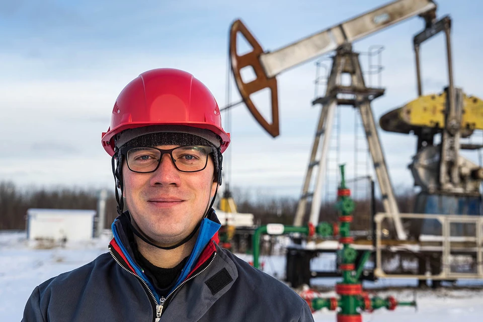 Именно профессии газовика и нефтяника остаются самыми высокооплачиваемыми в России.
