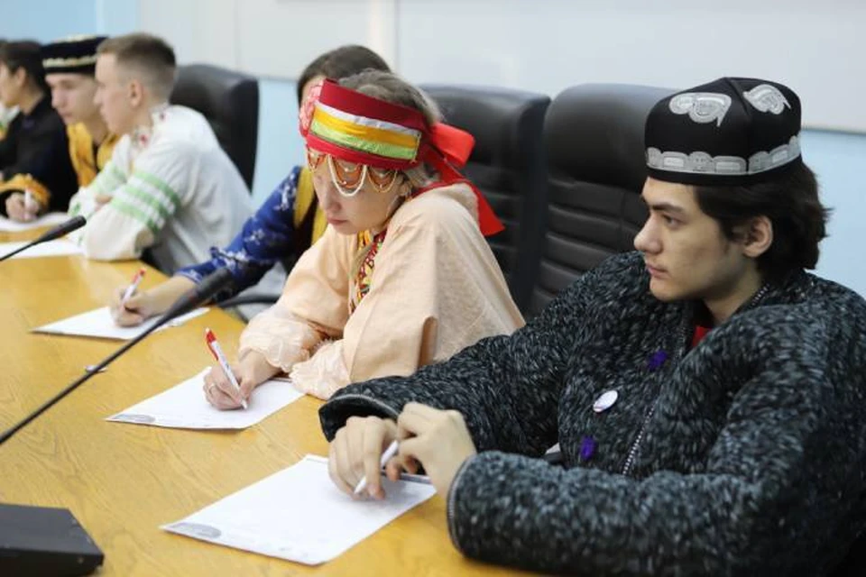 Жители Иркутской области написали «Большой этнографический диктант»