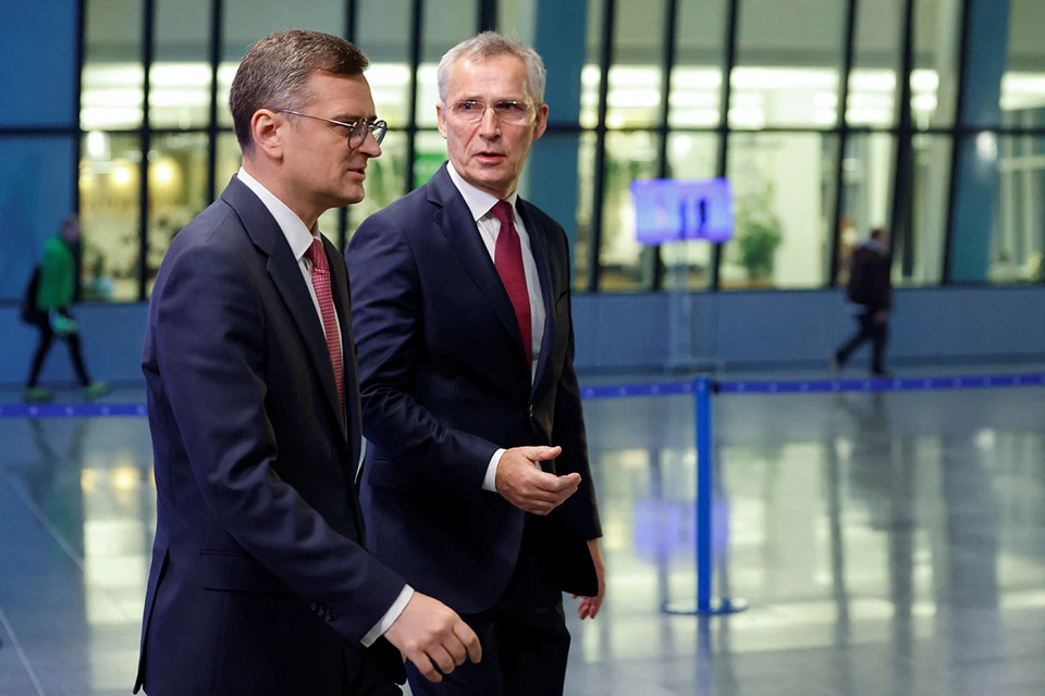 Генеральный секретарь альянса Йенс Столтенберг перед заседанием Совета Украина – НАТО на уровне глав МИД заявил, что Украина сделала еще один шаг ближе к НАТО