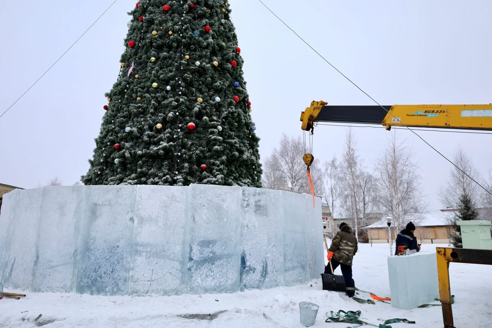 В Югорске Новый год пройдет без пышных торжеств и новогоднего салюта. Фото: архив администрации Югорска