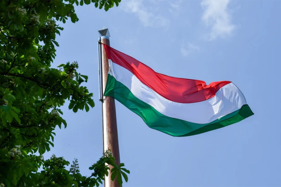 Венгрия назвала условие снятия блокады помощи Украине из бюджета ЕС.