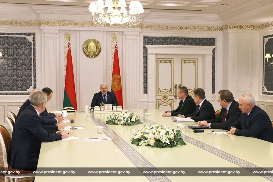 Лукашенко собрал совещание по итогам зарубежных визитов 13 декабря. Фото: president.gov.by