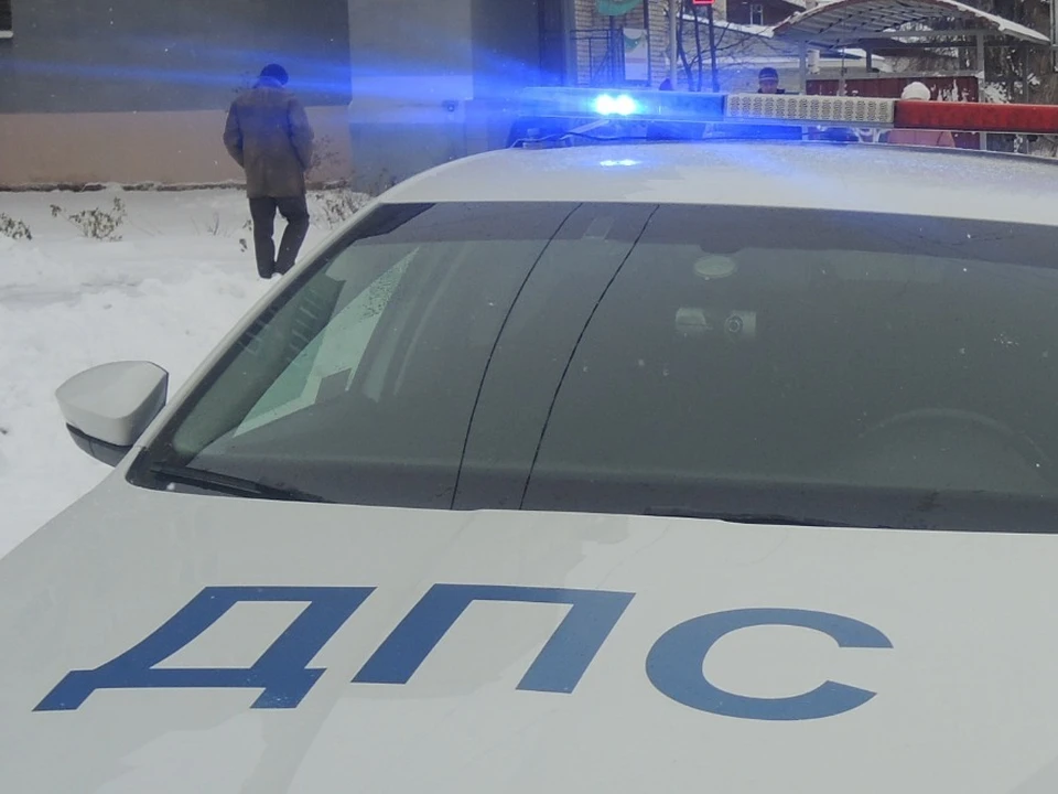 На месте работали представители экстренных служб сразу двух регионов - Владимирской и Ярославской.